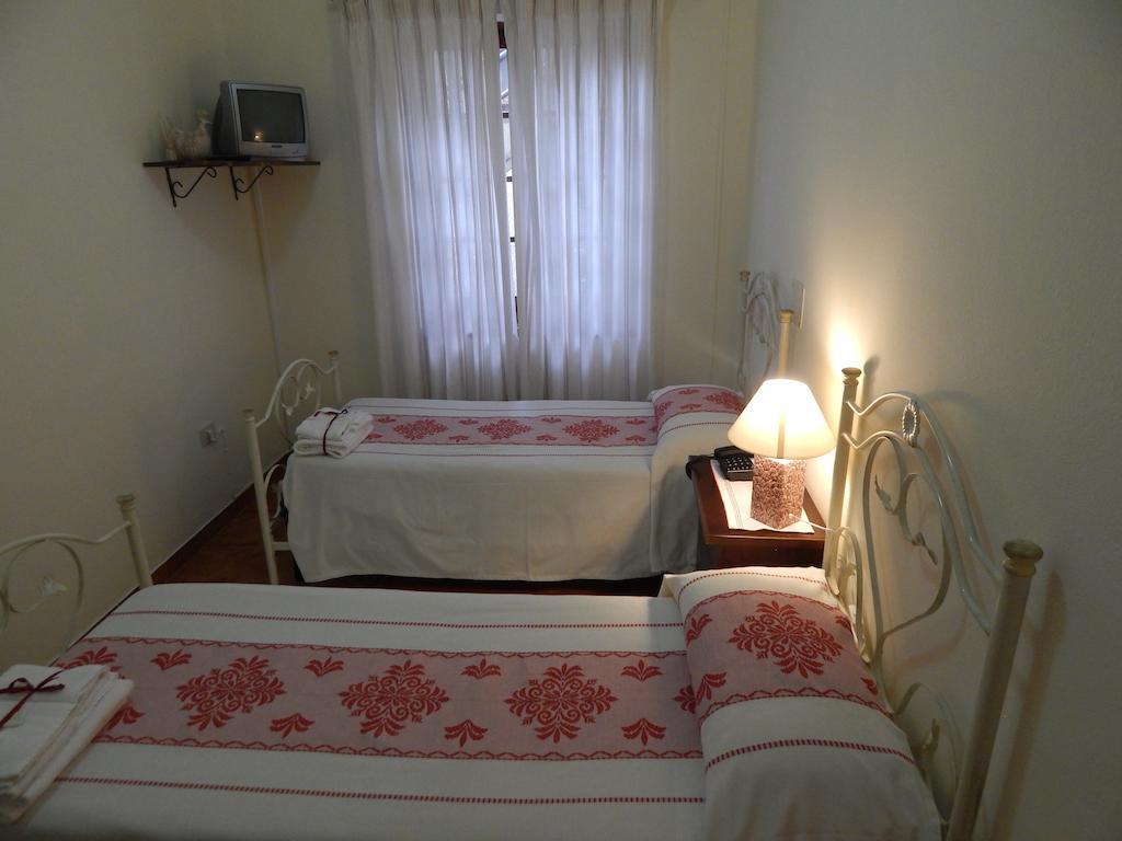 Hotel Il Platano Ottana Habitación foto