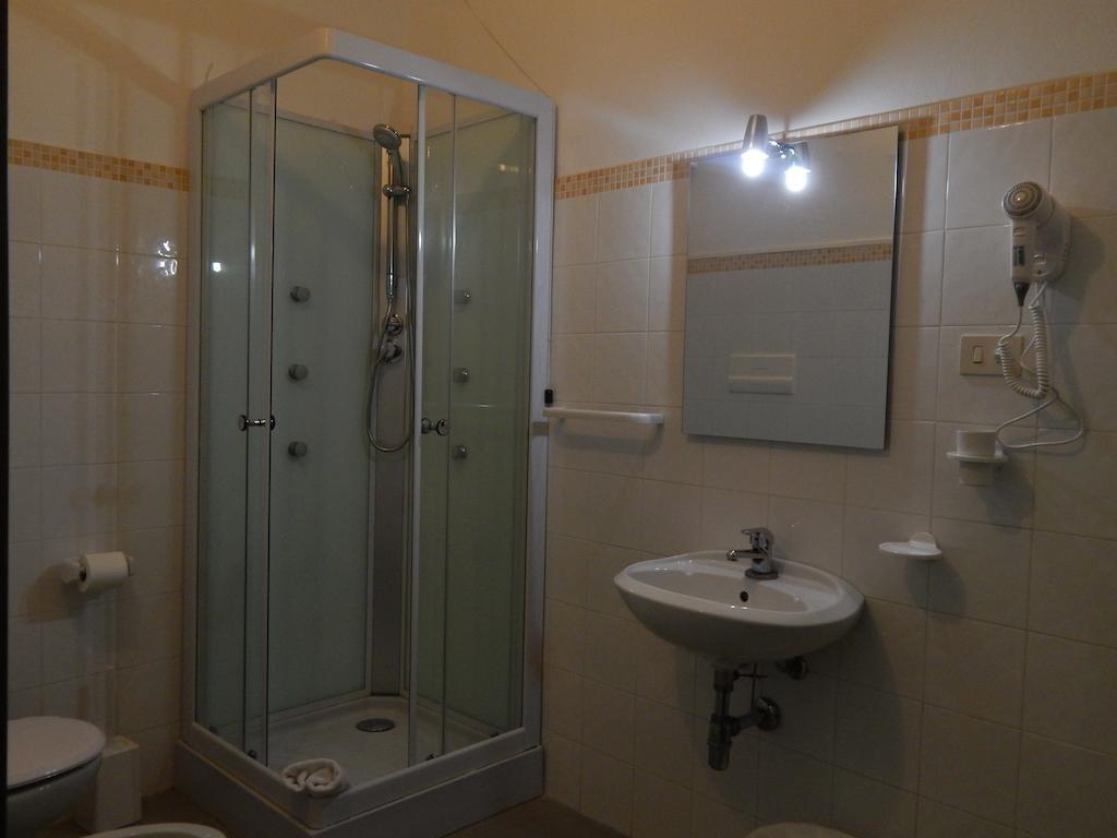 Hotel Il Platano Ottana Habitación foto